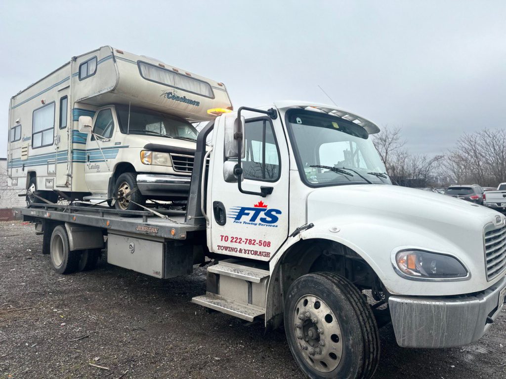 Fars Towing-Towing Services-Flatbed and Emergency Vehicle Towing